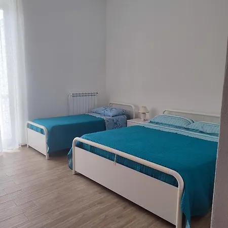 Casa Vacanza Affittacamere Case Terranova